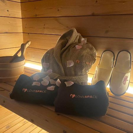 Love Space Sensory Spa & Relax Suite Santa Maria delle Mole Exterior foto