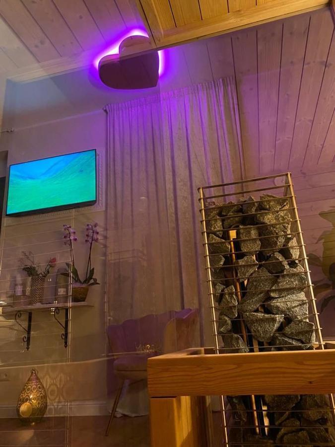 Love Space Sensory Spa & Relax Suite Santa Maria delle Mole Exterior foto